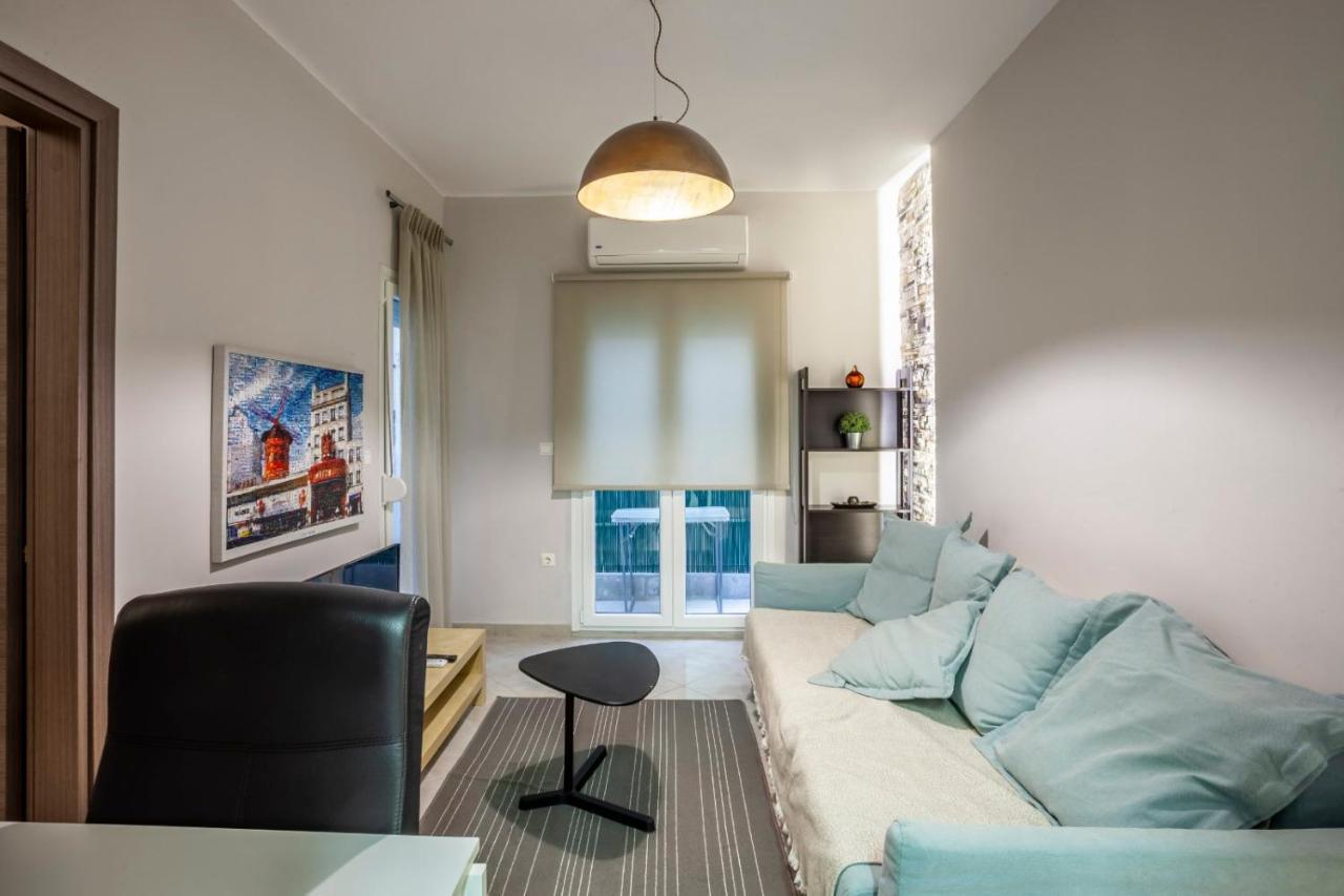 Be Queen-Your Urban Stay Thessaloniki Buitenkant foto